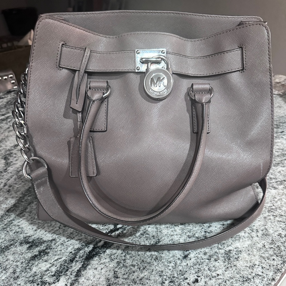 Michael kors purse